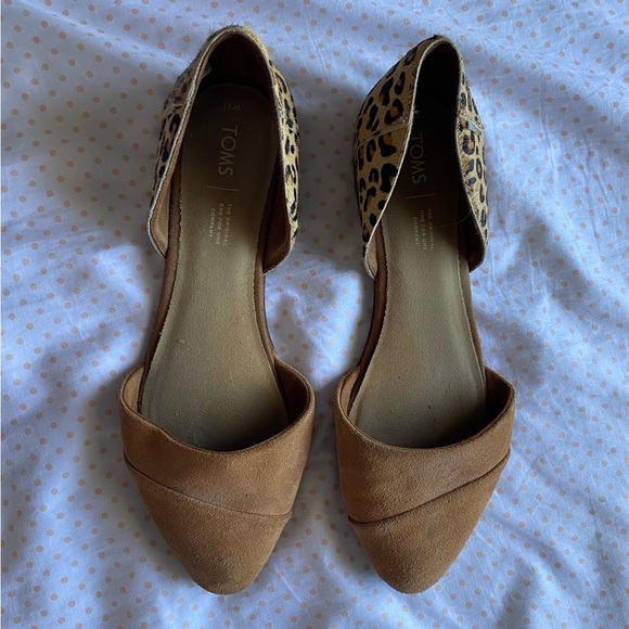 TOMS cheetah/tan flats - Picture 2 of 5